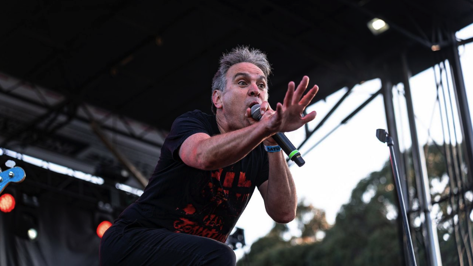 dead kennedys
