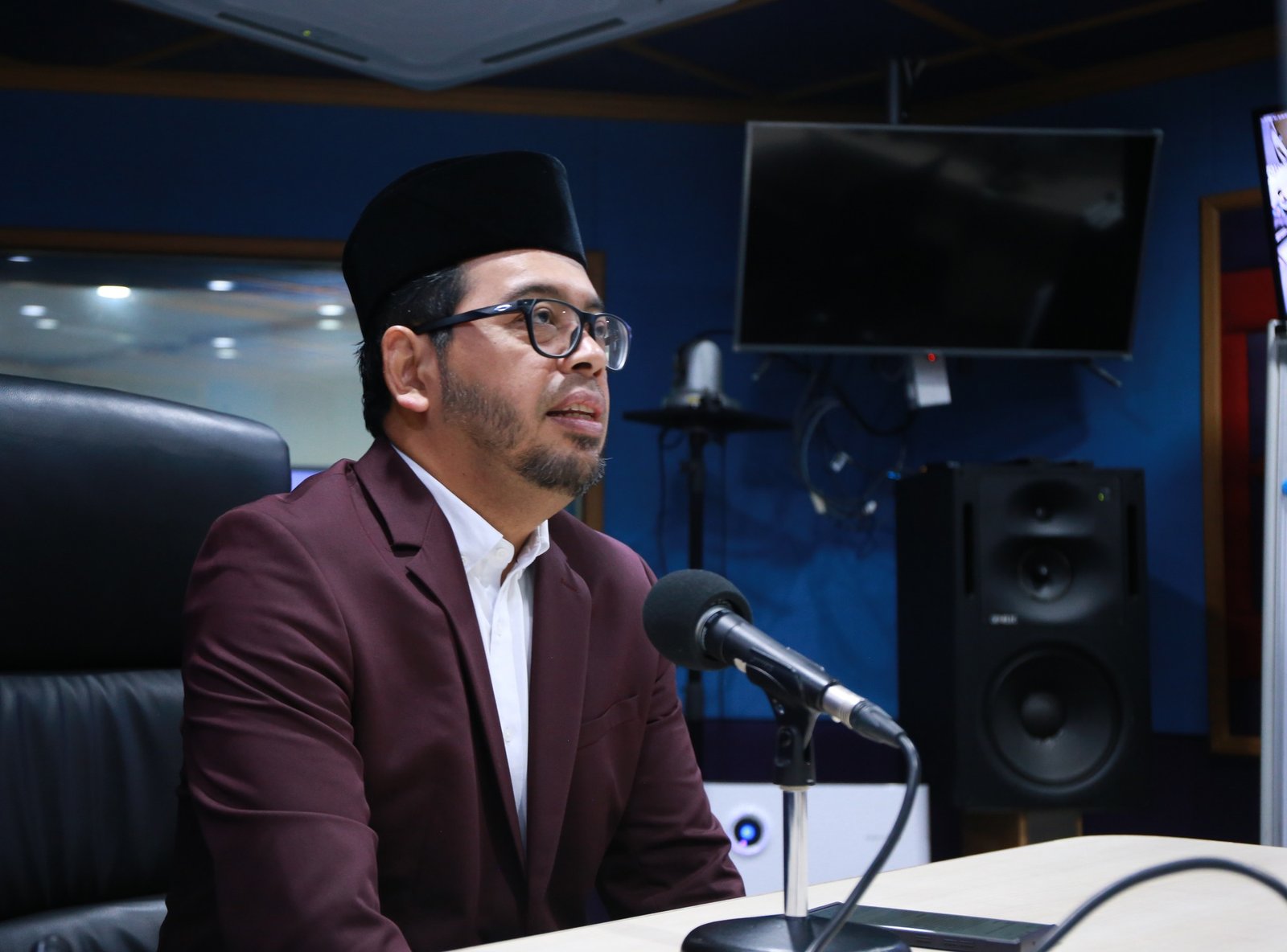 Here’s a New One: Malaysian Minister Says ‘Work Stress Makes People Gay’?