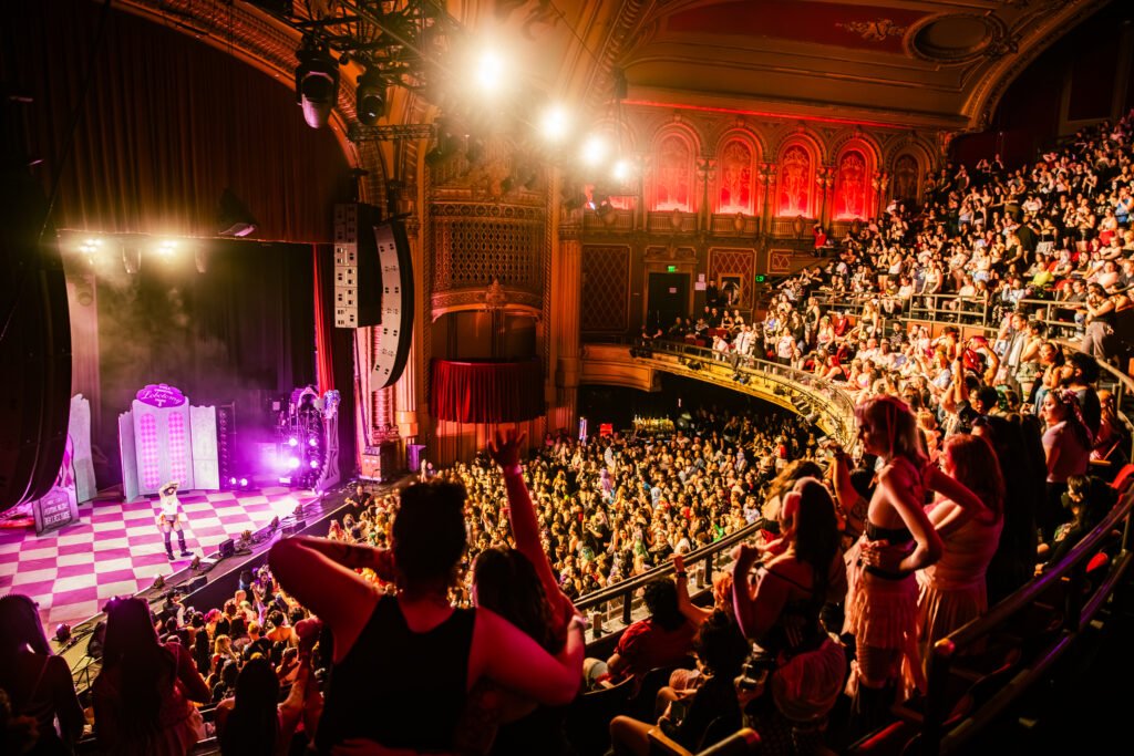 wide crowd shot of The Warfield San Francisco during Ashnikko concert